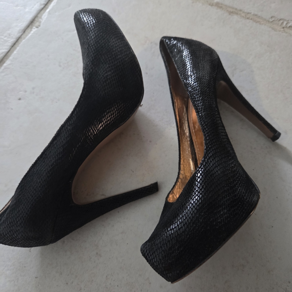 BCBGeneration Black Snakeskin Platform Pumps